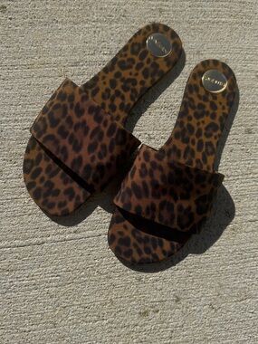 Saint Laurent Carlyle Leopard Grosgrain Slide Sandals in Brown and Black size 38